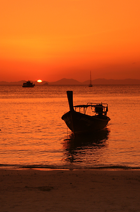 Railay Sanset http://www.divital.ru/Photos.php?Id=7