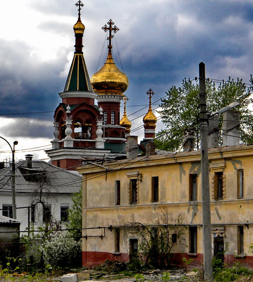 Купола над бренным миром церковь купола барак