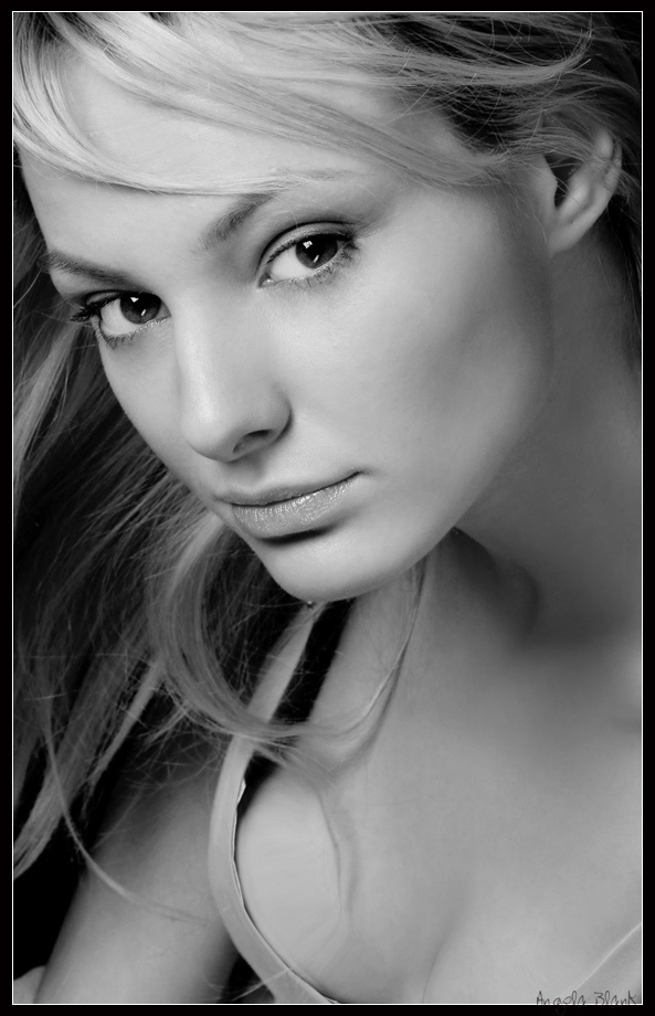 Даша. Angela Blank