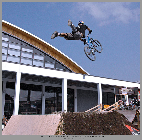 Супермен. dirt jumping