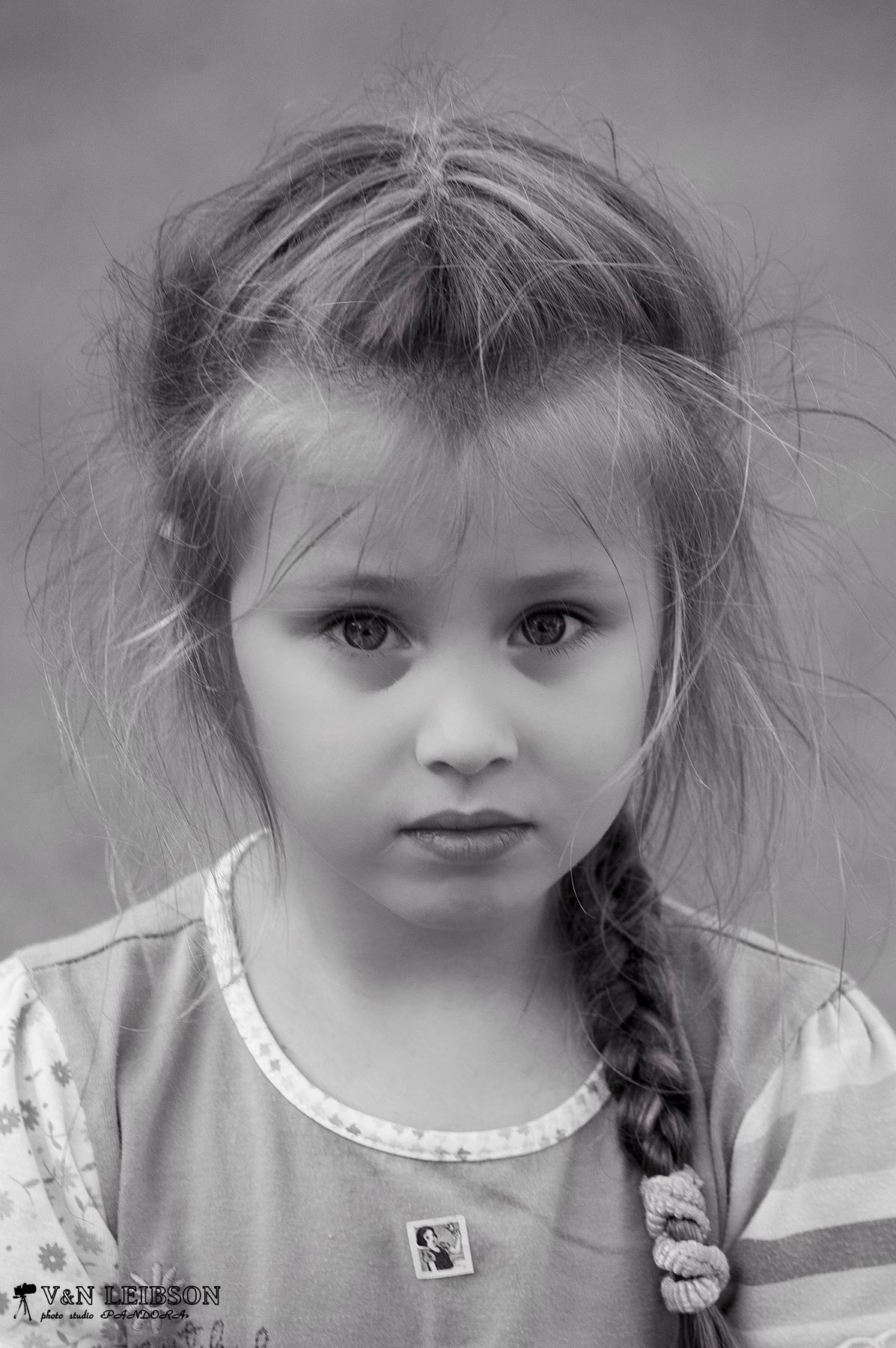 Portret Mishel Mishel