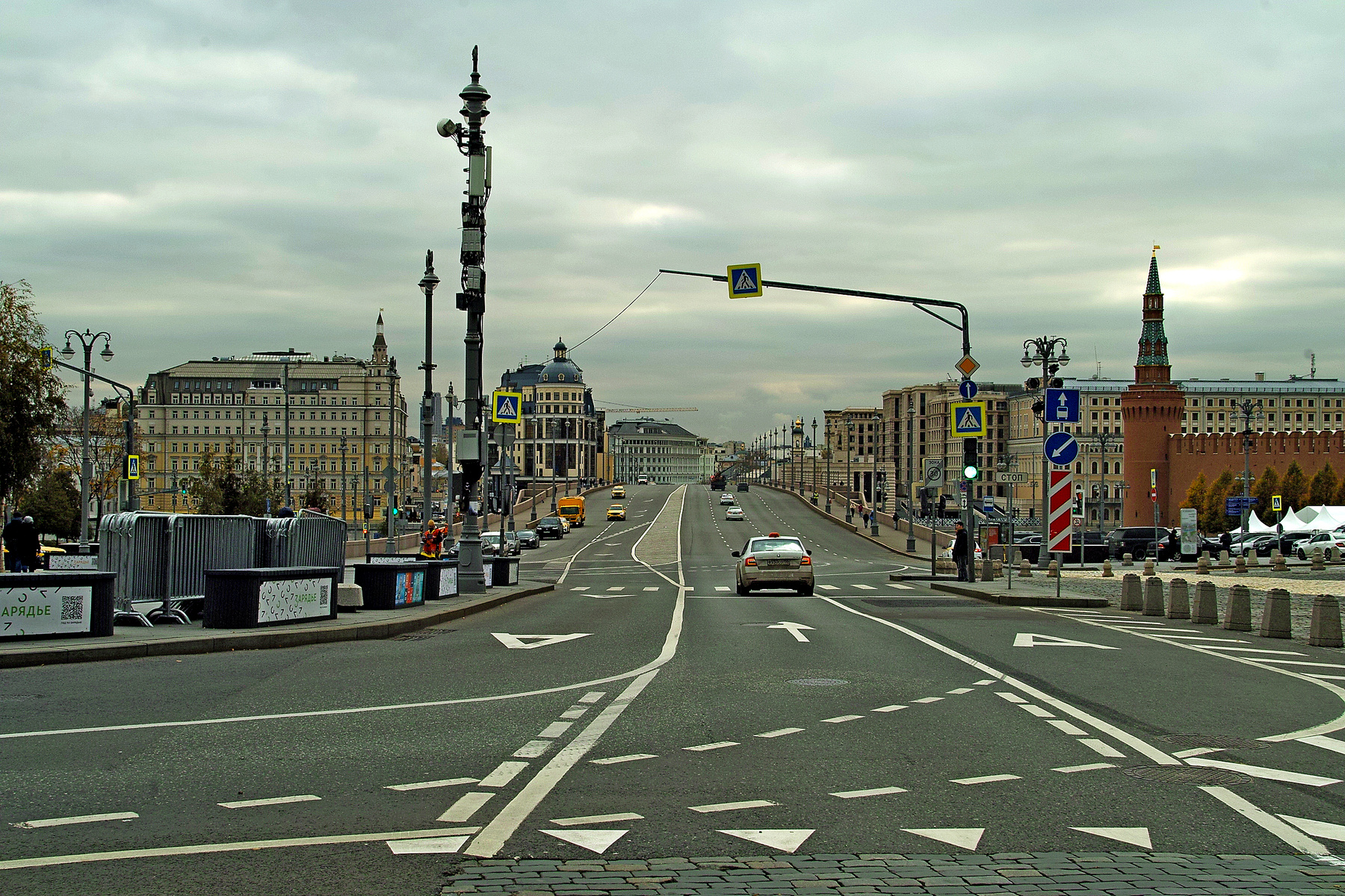 Большой Москворецкий мост город Москва река мост Большой Москворецкий