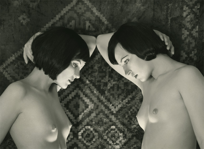 Arabesque. 1920s старинная фотография открытка ретро