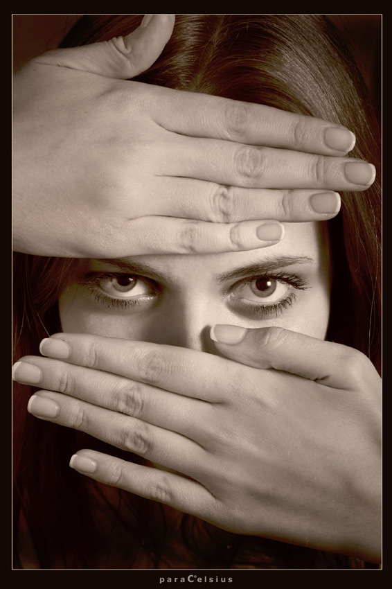 Eyes wide shut... широко закрытые глаза