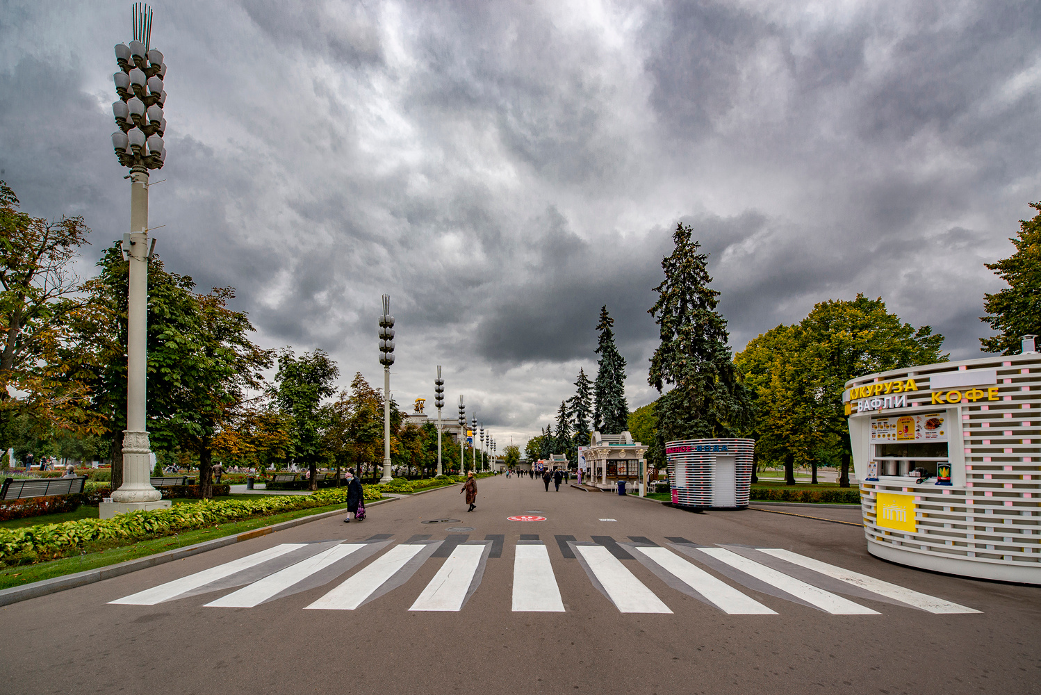 ПЕРЕХОД...(2) Москва ВДНХ рисунки мадоннари