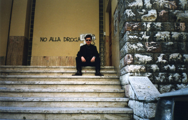 Нет наркотикам!!! Из серии \"Lost in Italy\" Нет наркотикам!!!