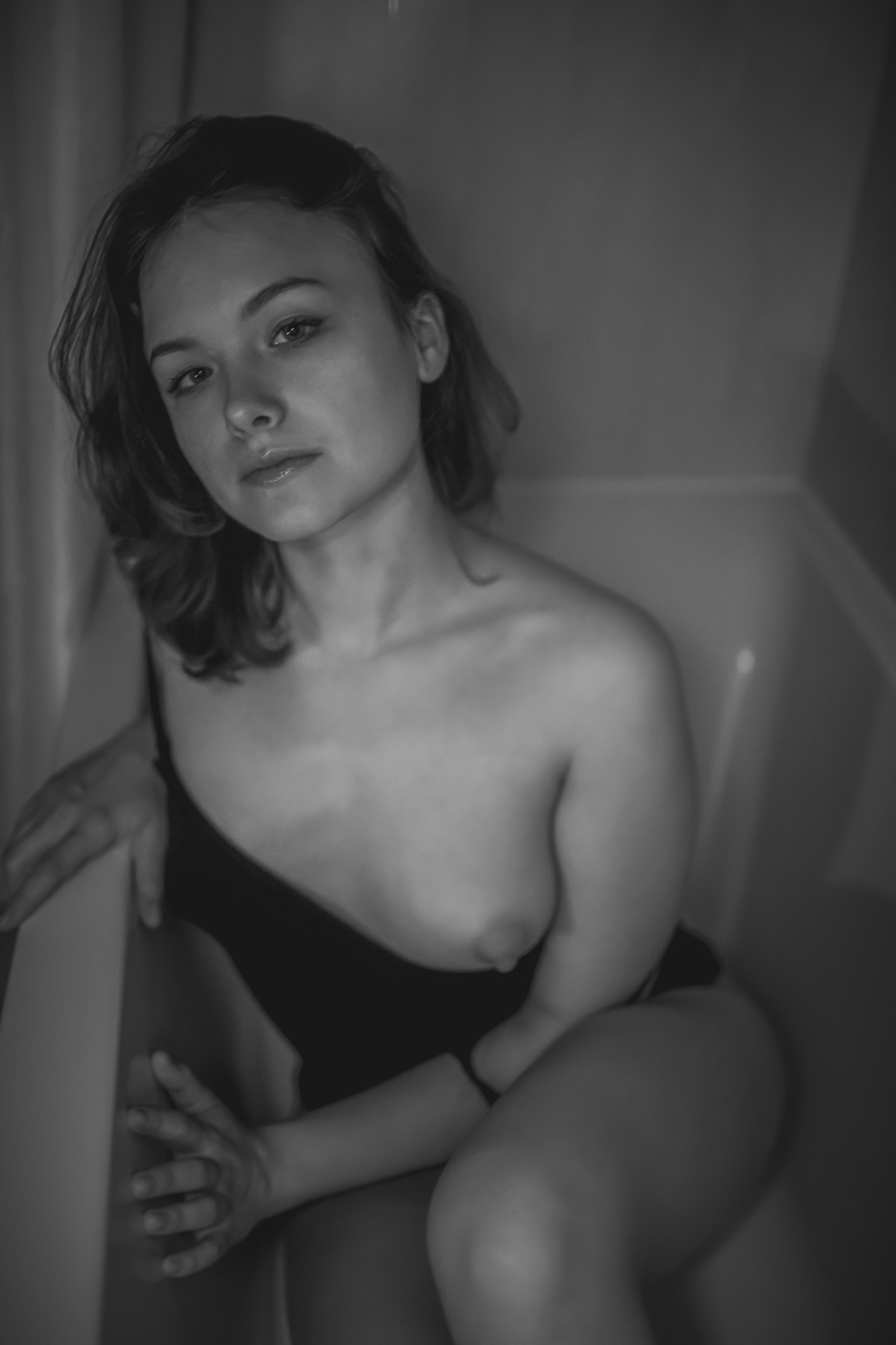 *** 