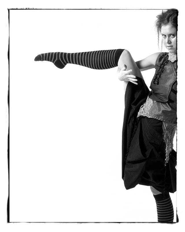 09 legs up