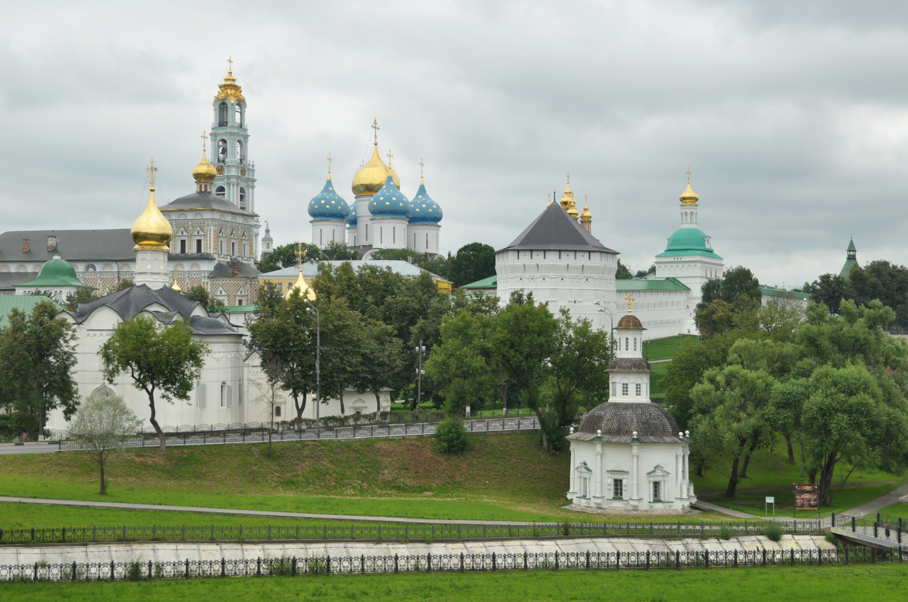 Лавра Сериево-Посадская лавра Сергиев Посад