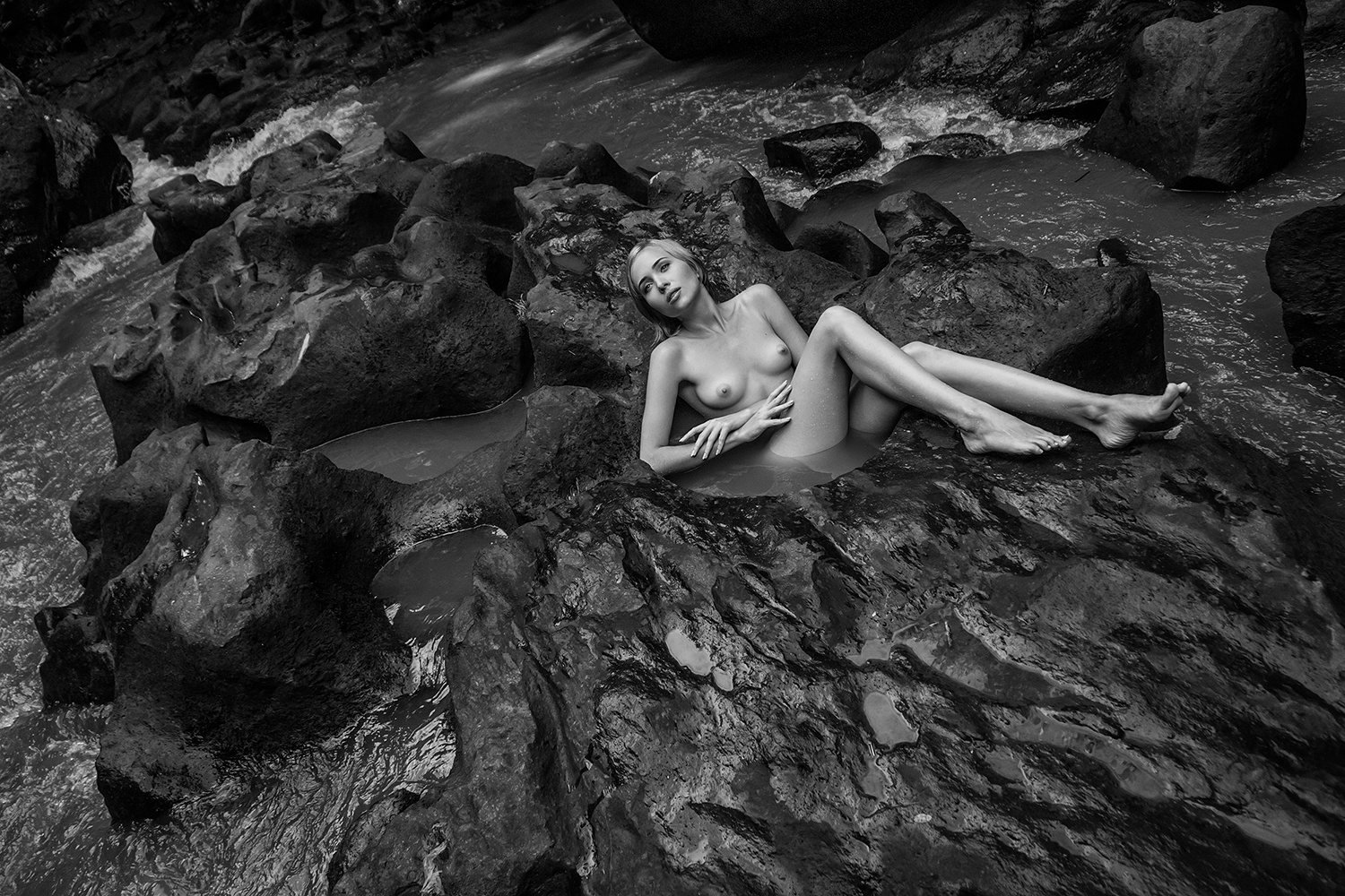 Nude photo tour to Italy 