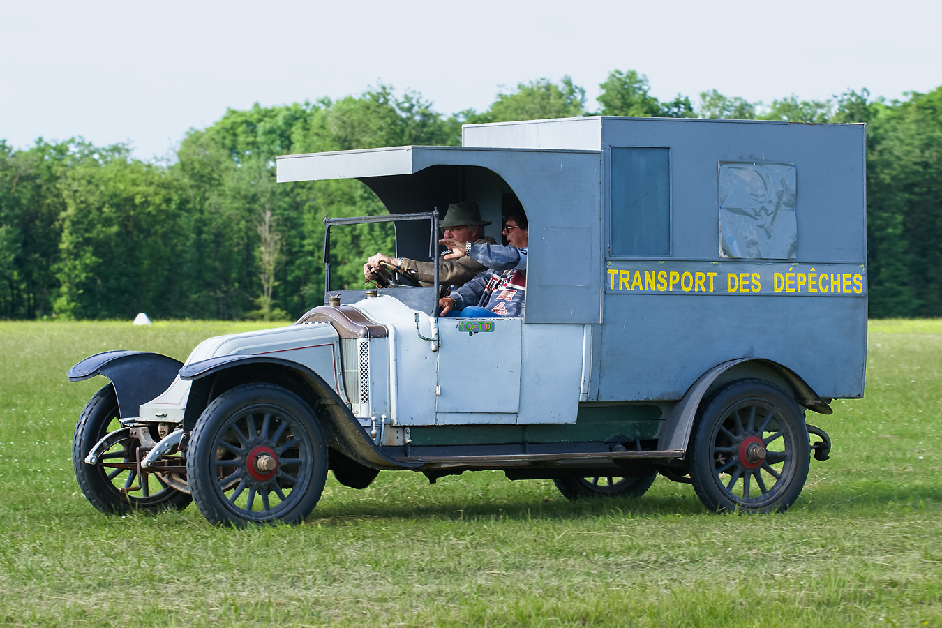 Почта. Автомобиль машина почта ретро oldtimer