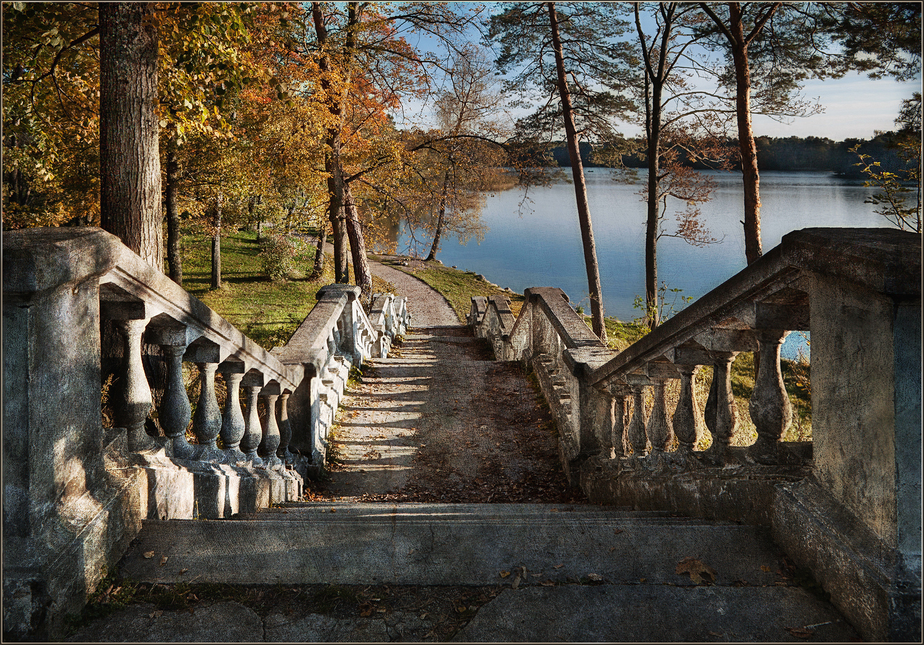 Лестница в осень Литва Осень Природа Озеро Парк