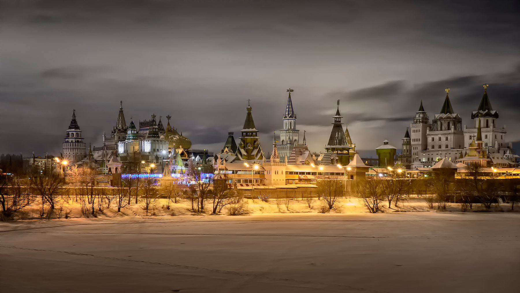 Старая сказка зима Москва Измайлово вечер