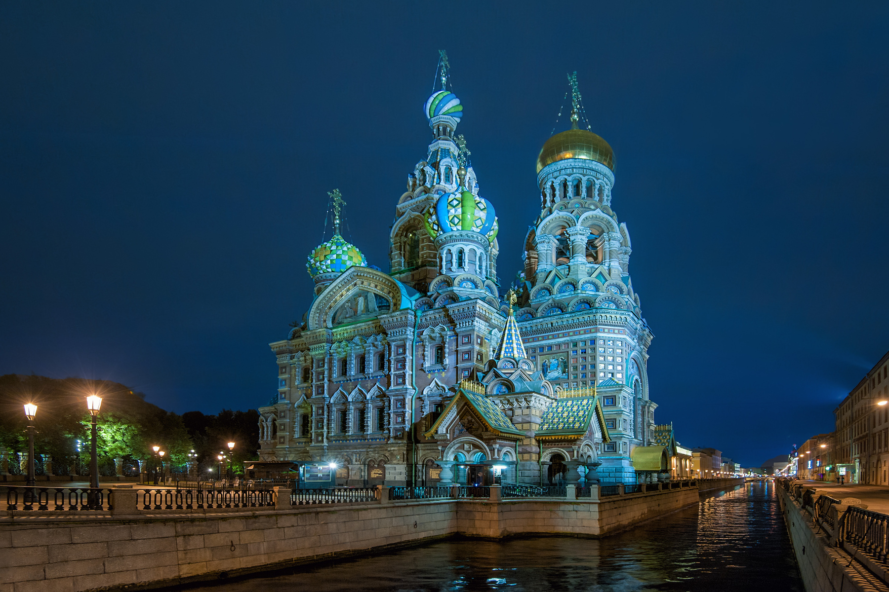 "Спаса на Крови" 