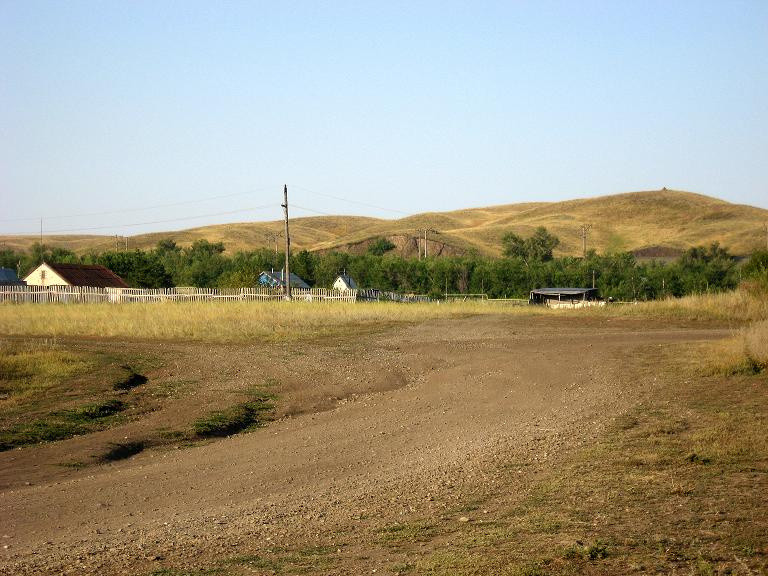пыль дорог горы степь жара