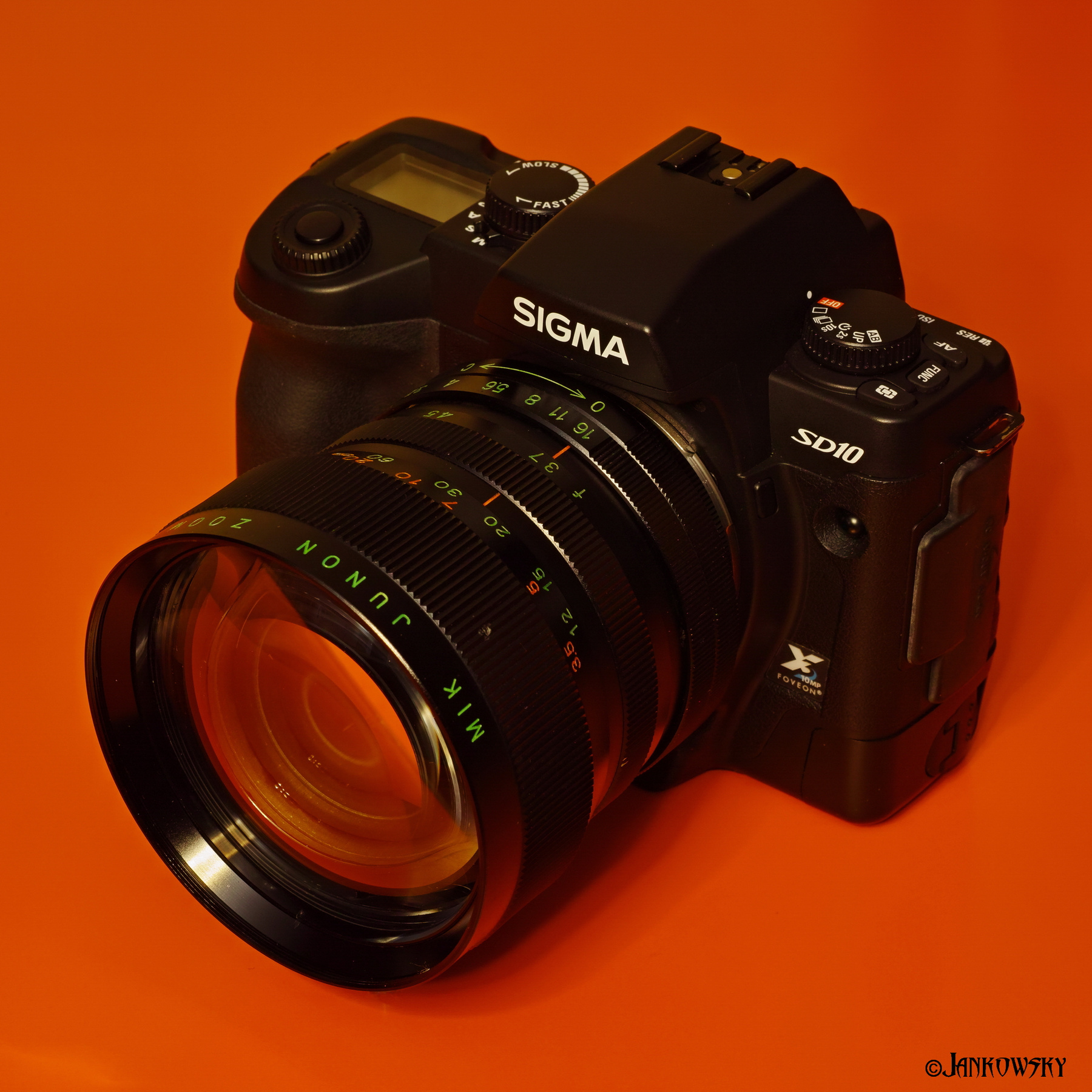 Sigma SD10 + MIK JUNON 37-75 F3.2 M42 уникальная комбинация Коллекция фотоехника комбинация м42 mik junon lens редкий объектив Sigma sd10 foveon sigma dp3 quattro техника предметное фото фотомузей экспонат