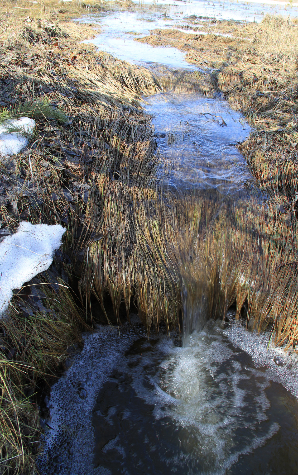 апрельский водопадик 