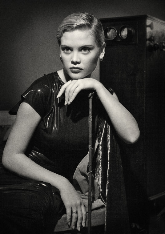 Dominatrix 