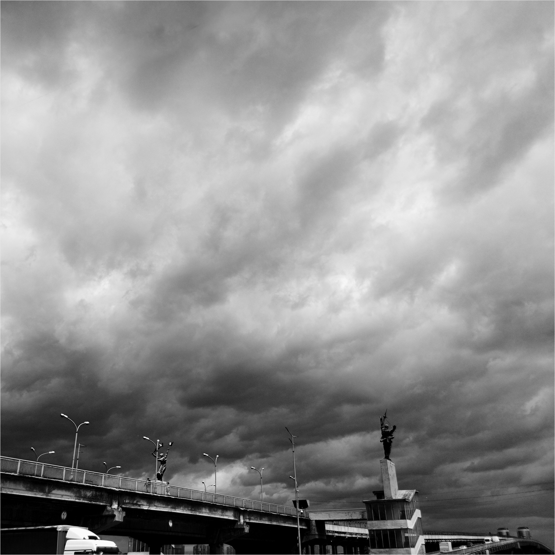 Серія "Замальовки міста"  Мир і Труд Horizontal Photography Outdoors Bicycle Building Exterior Architecture Day Street Built Structure City Transportation
