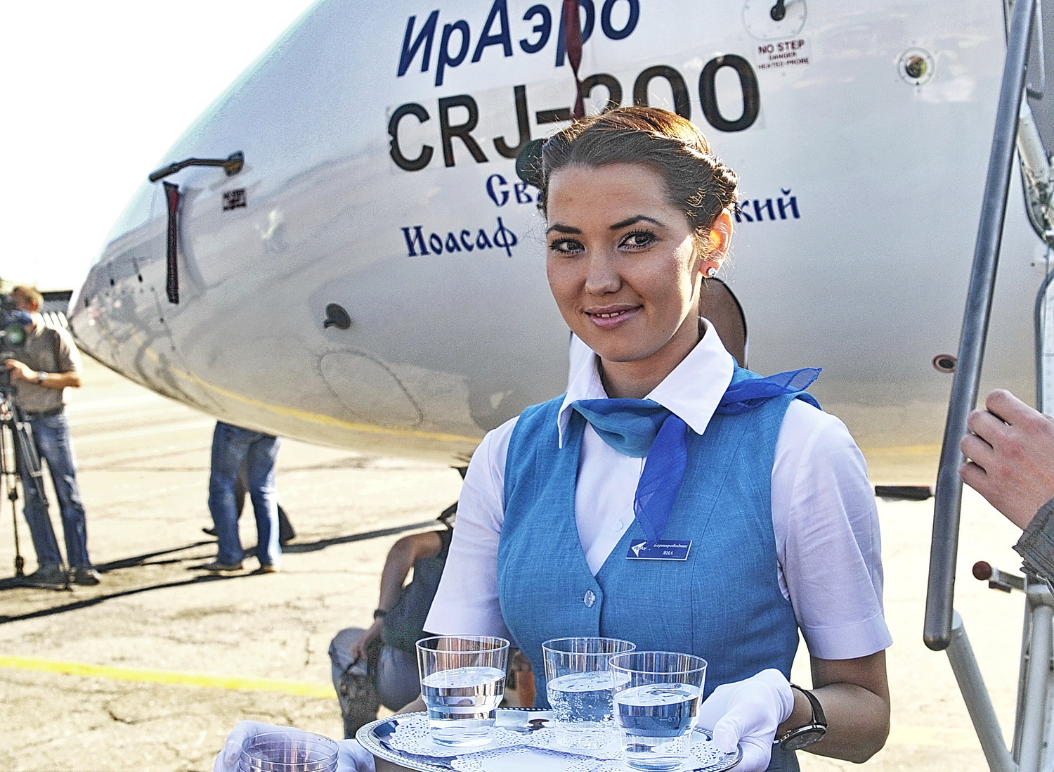 Девушка в работе Девушка красавица стюардесса