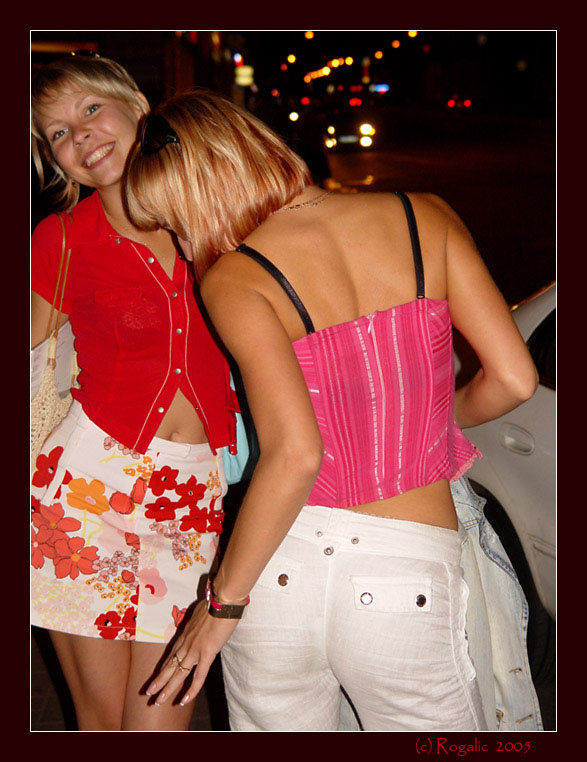 Glamour girls girls