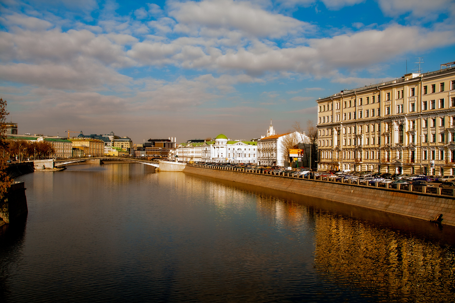 *** Россия Москва город река