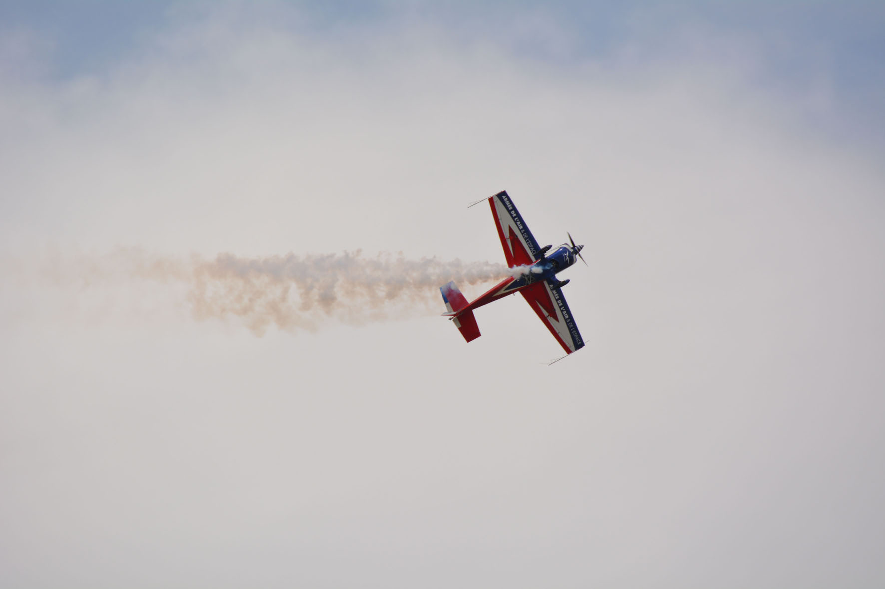 Extra 330 Extra 330 воздушный акробат высший пилотаж