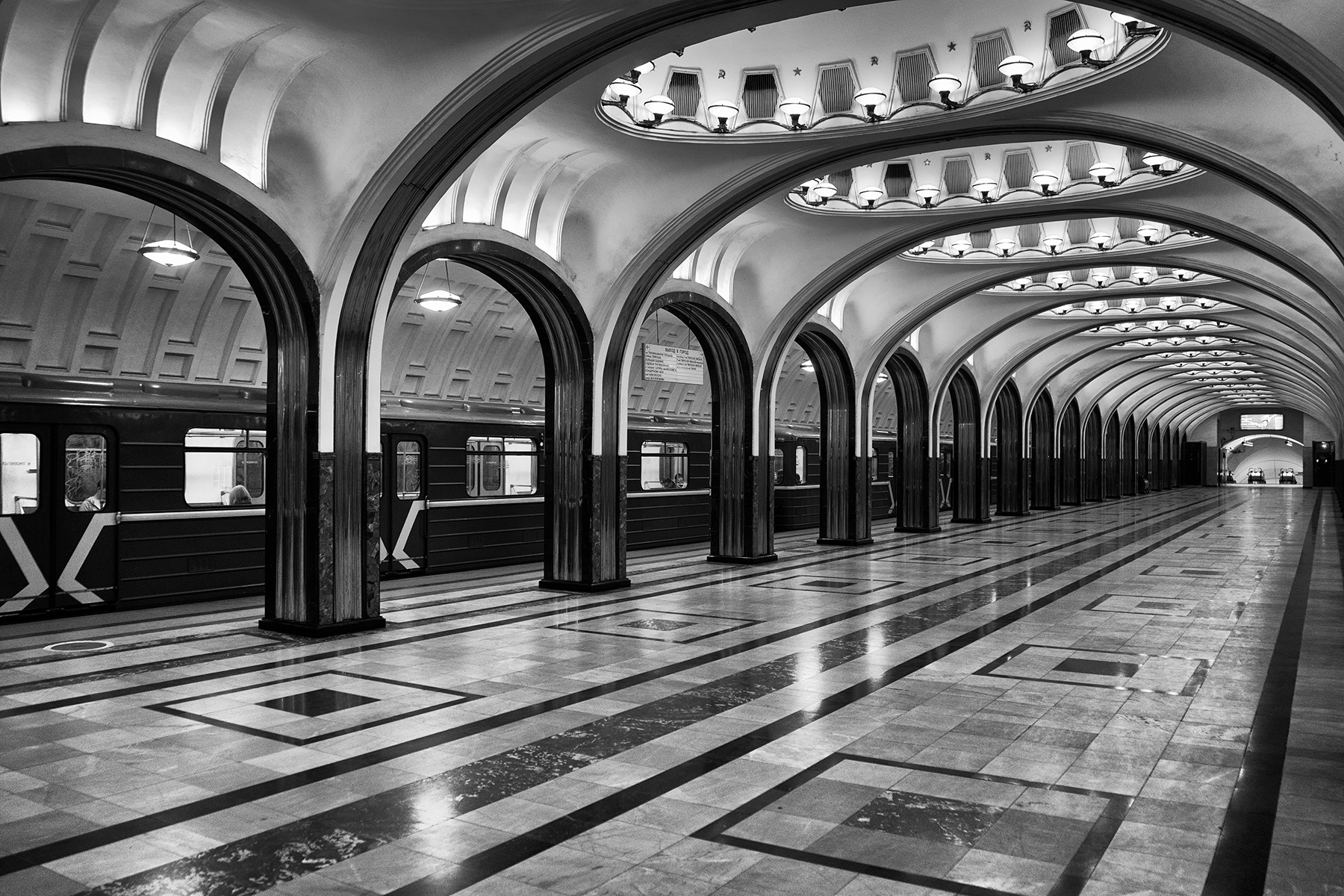 Геометрия подземки метро чб Москва геометрия