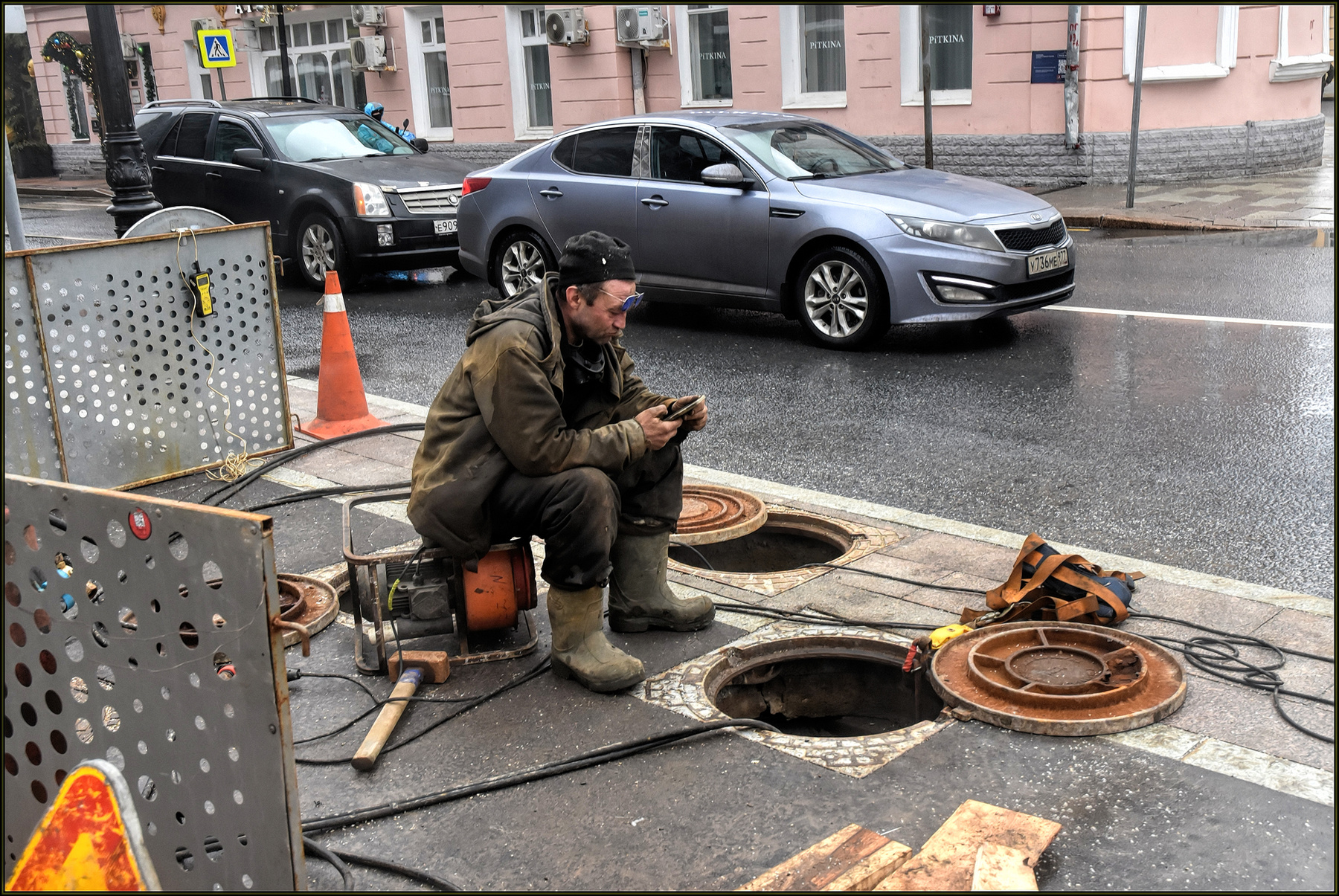 ... Обеденный перерыв ... улица люди события