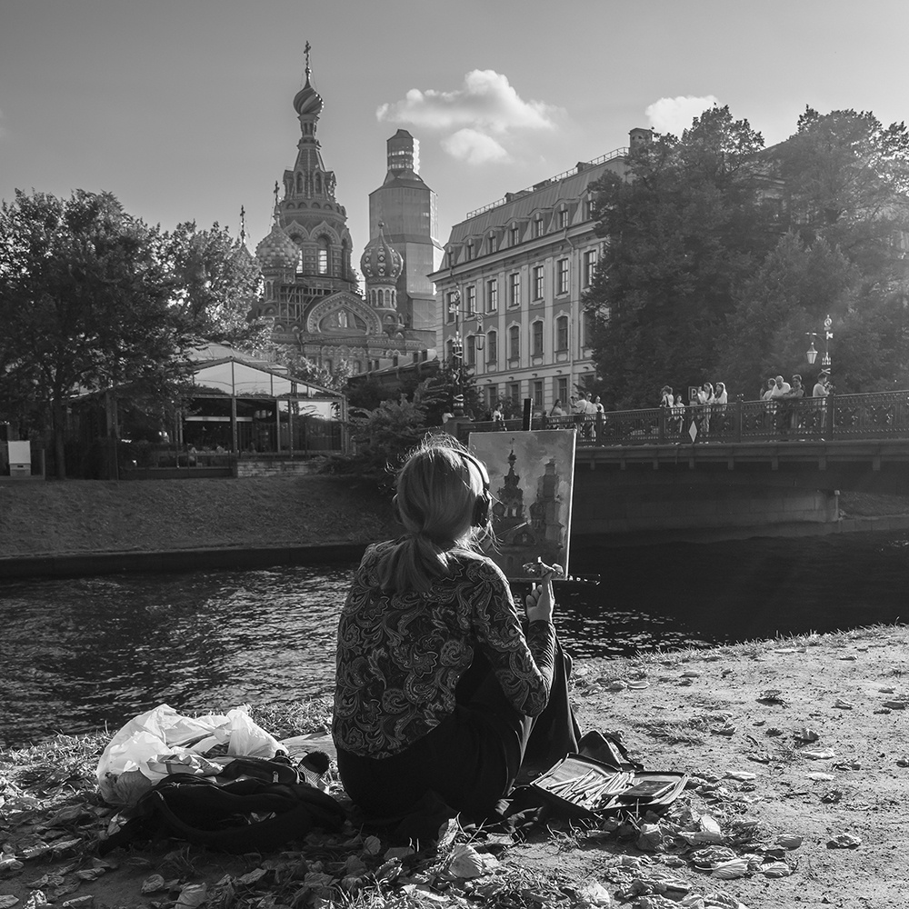У Спаса на Крови 