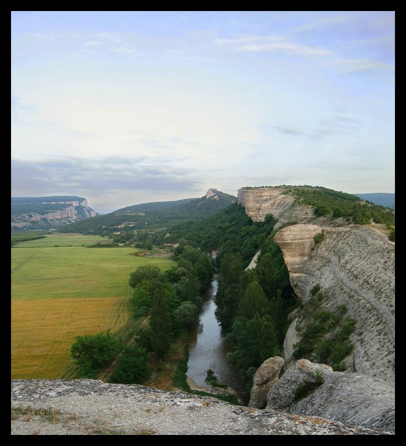 * Крым каньон река