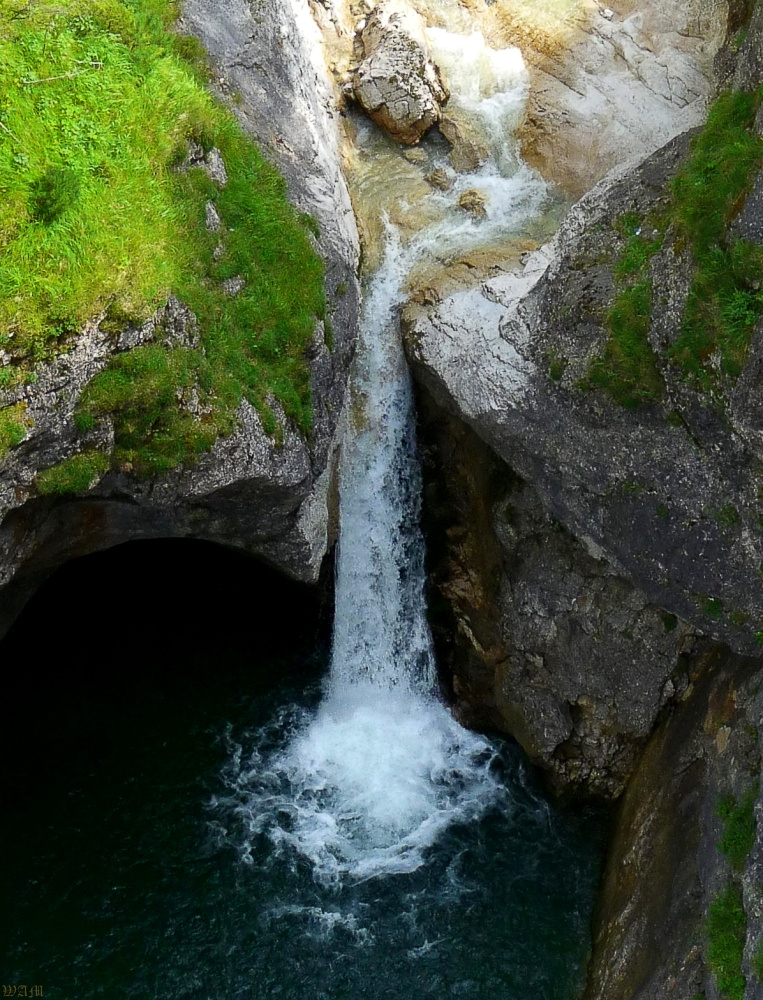 Водопад 
