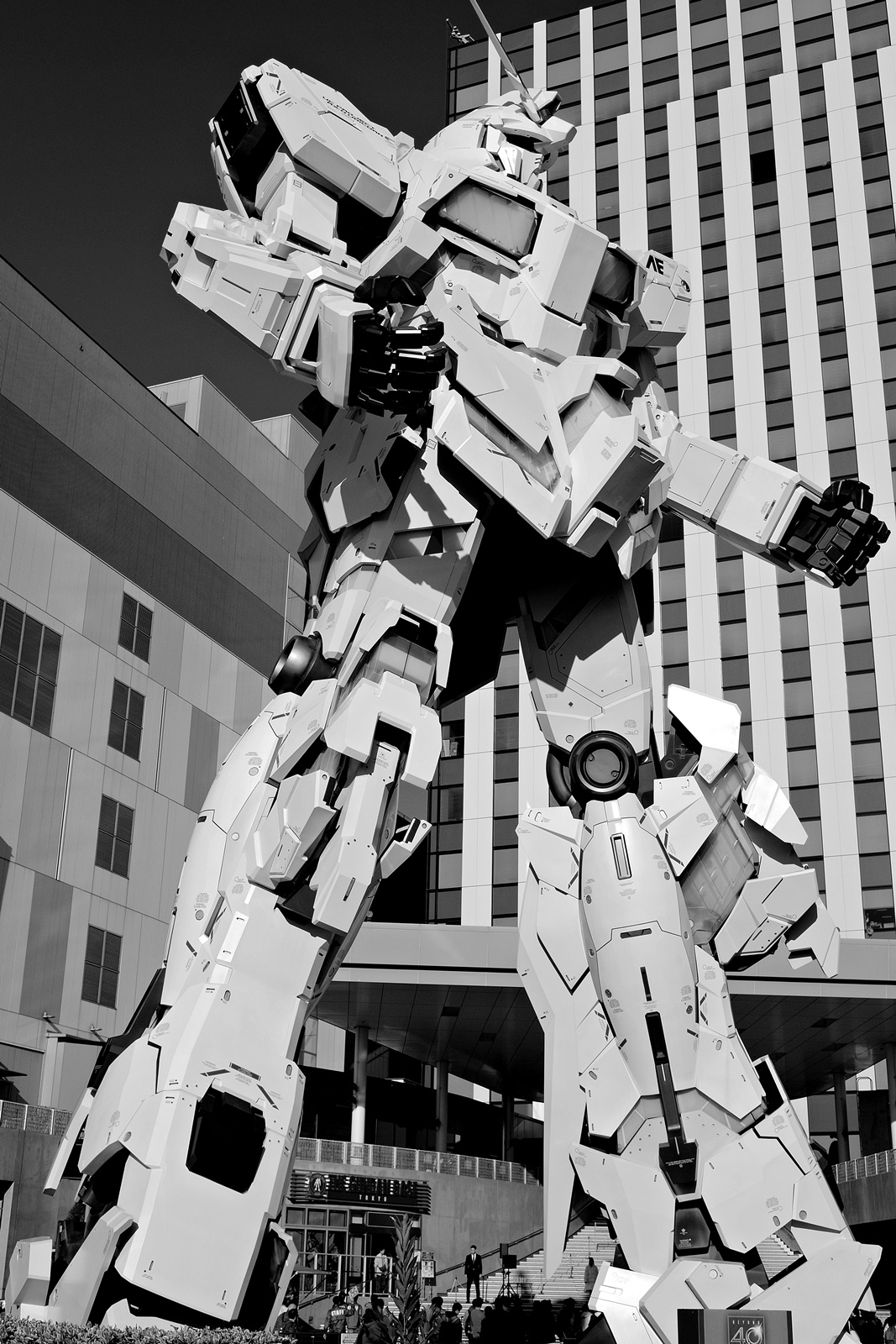 Гигантский робот Gundam в Токио Токио Гигантский робот Gundam трансформер остров Одайба ТЦ аниме манга япония