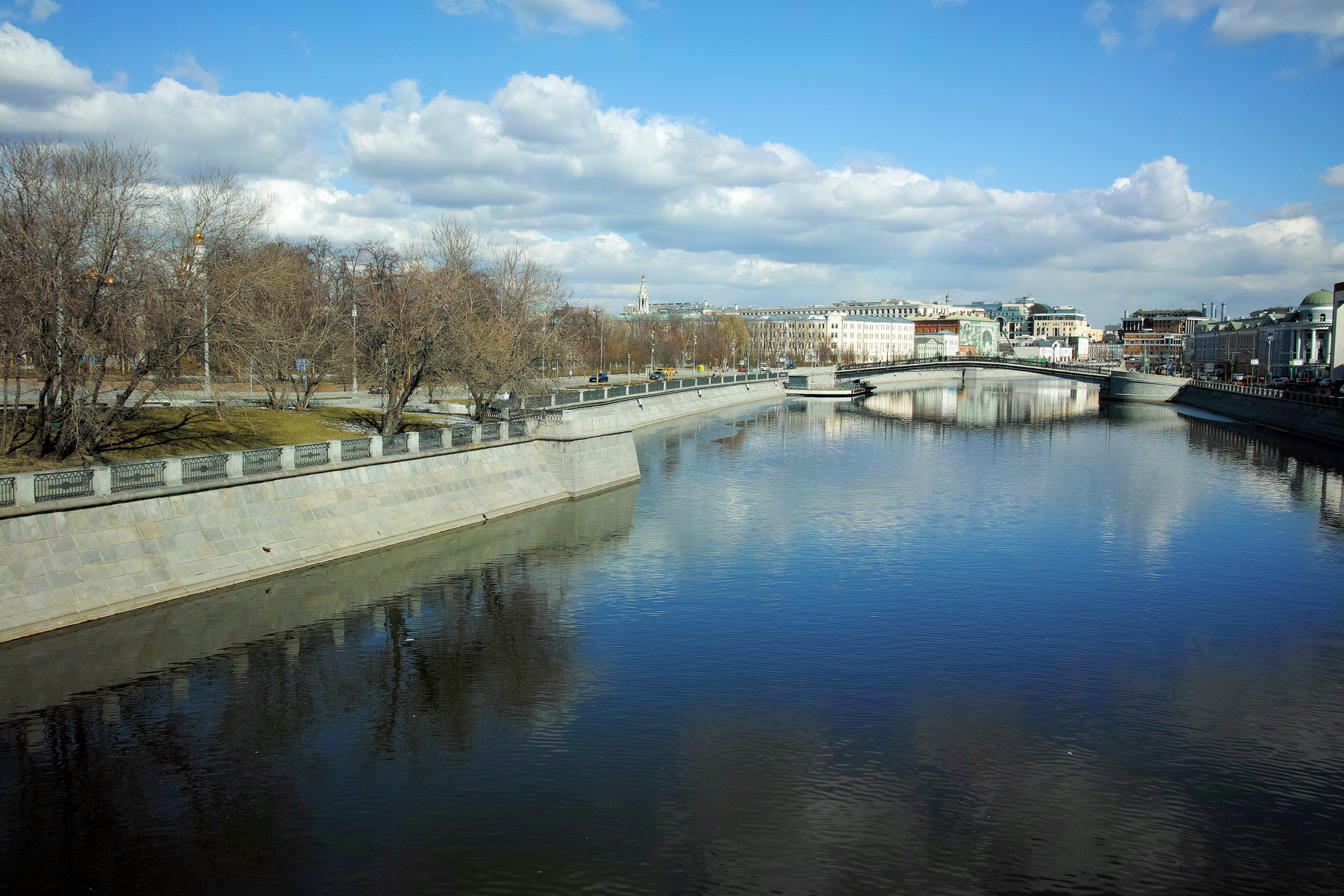 Водоотводный канал город Москва канал Водоотводный мост Лужков