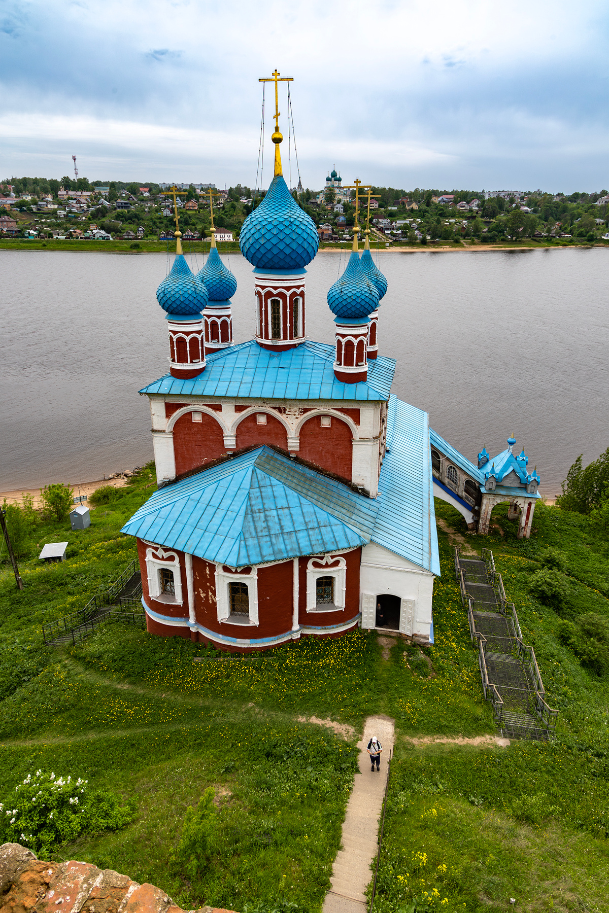 Тутаев. Церковь Казанской иконы Божией Матери и Спаса Преображения 