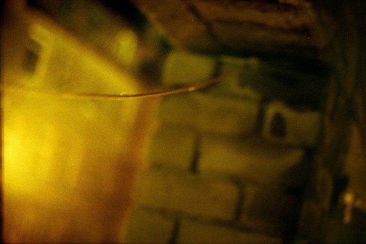 002 002