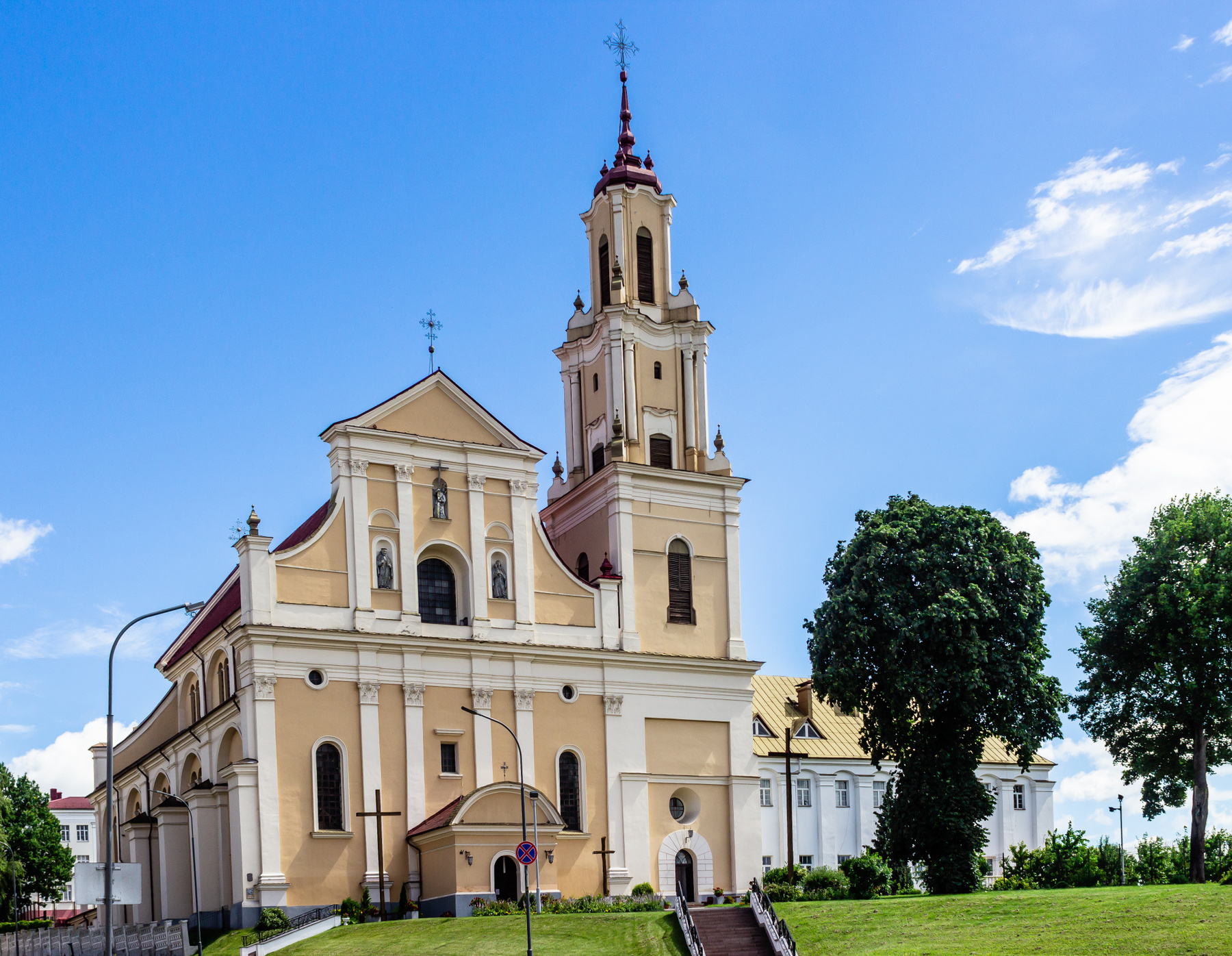 Гродно. Костёл Обретения Святого Креста и монастырь бернардинцев Гродно храм костёл архитектура