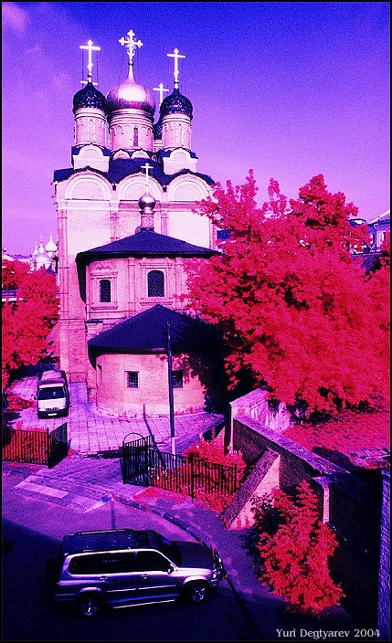 Ещё одна фотка в ИК... церковь