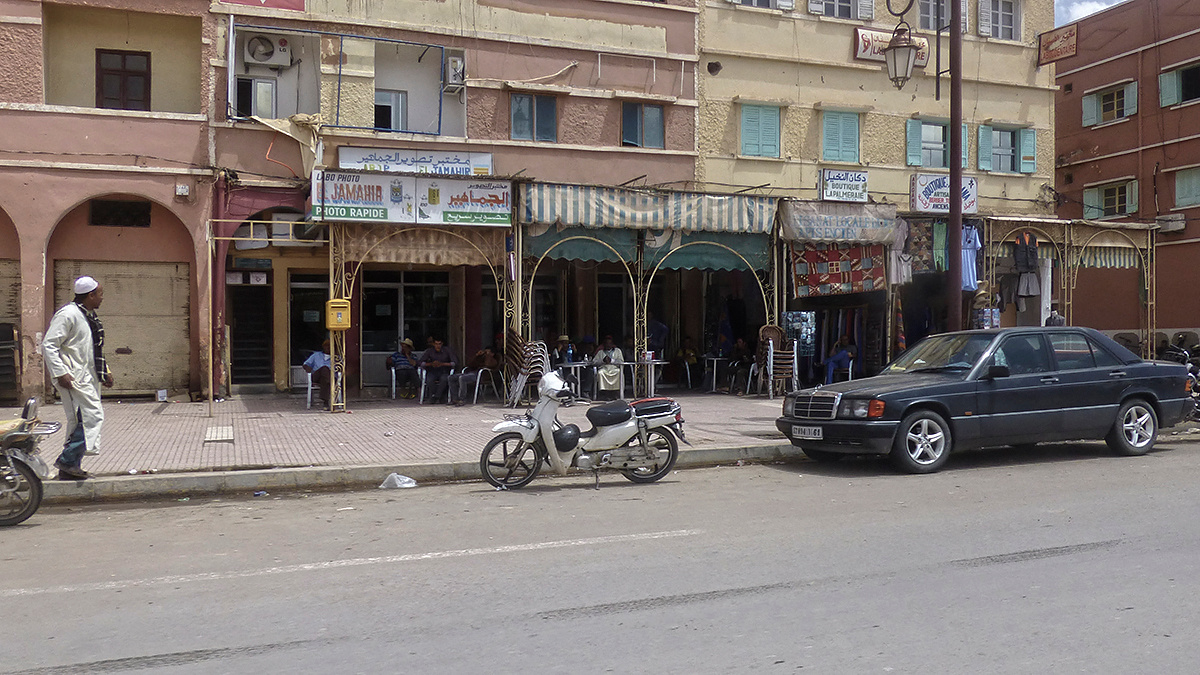 безалкогольный досуг в Загоре Марокко Morocco Загора Zagora безалкогольное кафе как везде досуг