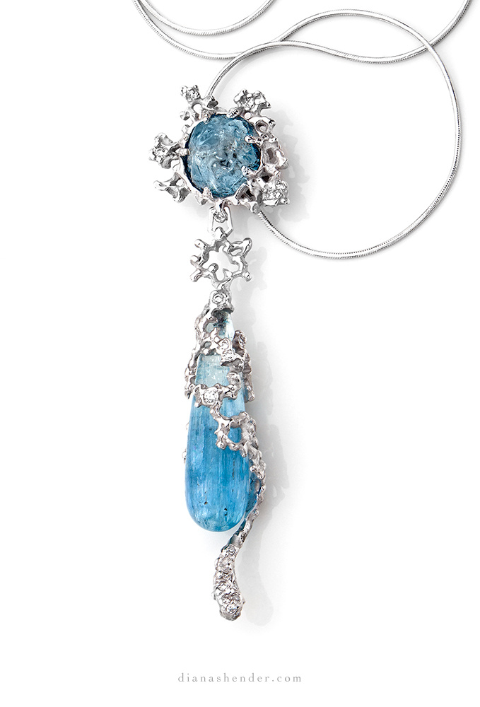 *** white gold diamonds aquamarine
