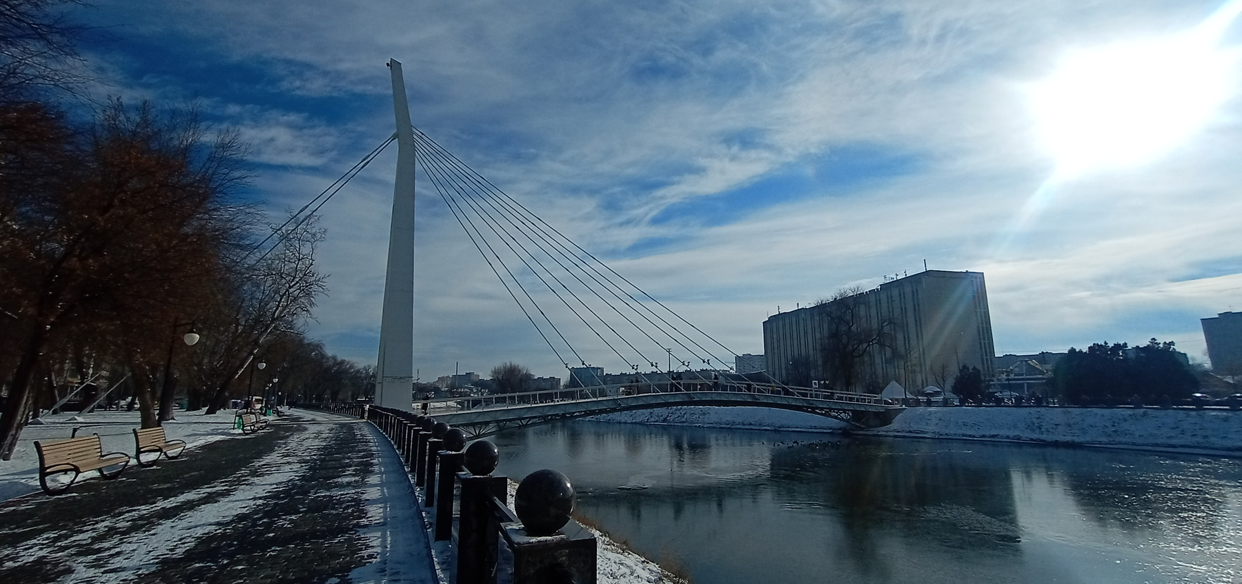 Утро в городе Мост город зима