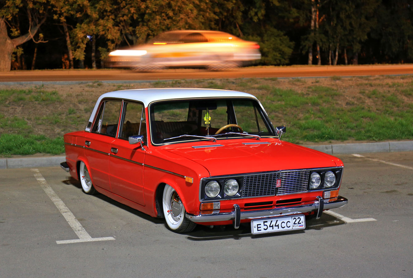 Классика! Только чего? Шестёрка ВАЗ классика lowrider 2106 БПМН Алтайский край Барнаул