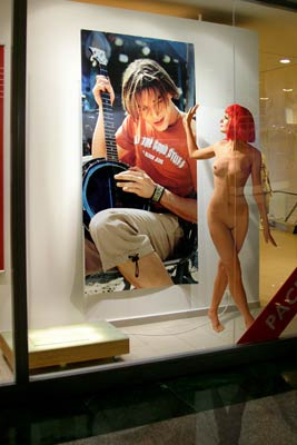 Из серии SALE манекен витрина улица распродажа sale mannequin