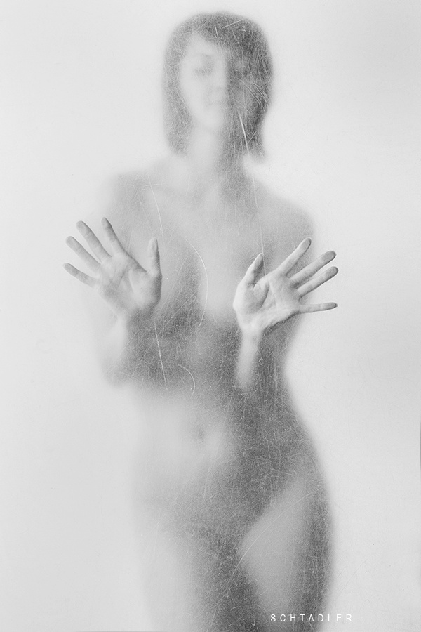 ⦾ 
