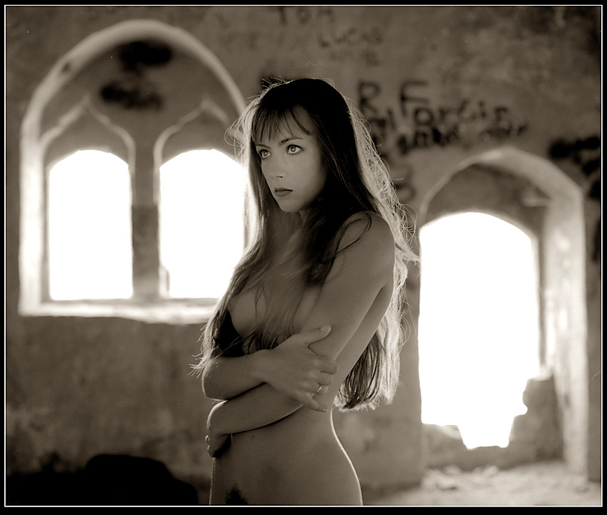 *** Stari zamok...