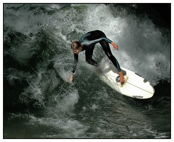 TheSurfGirl / The Touch surfing