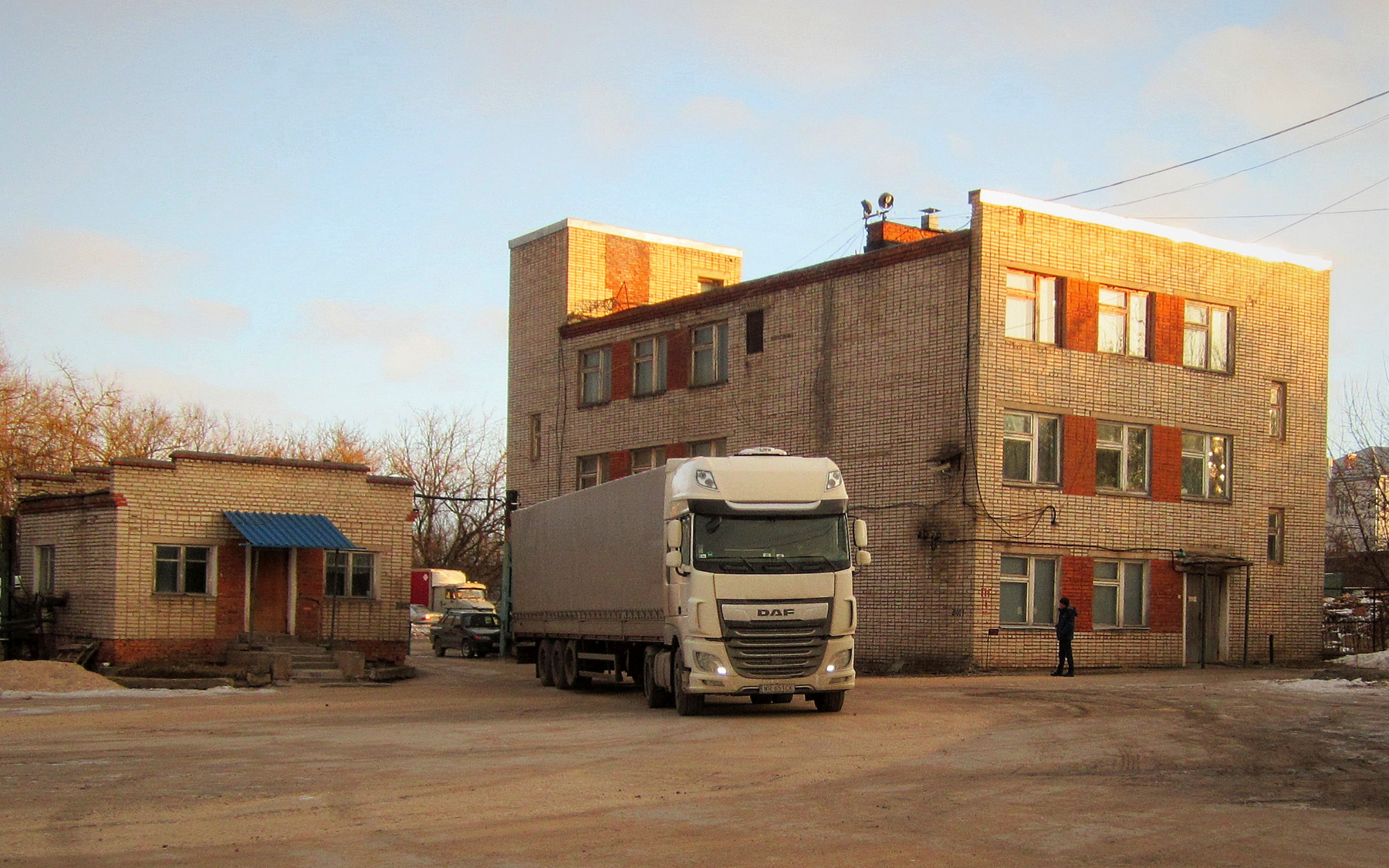 DAF DAF авто тягач завод зима