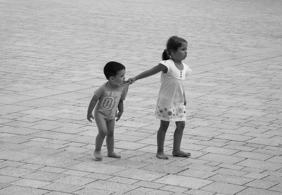 sister 
