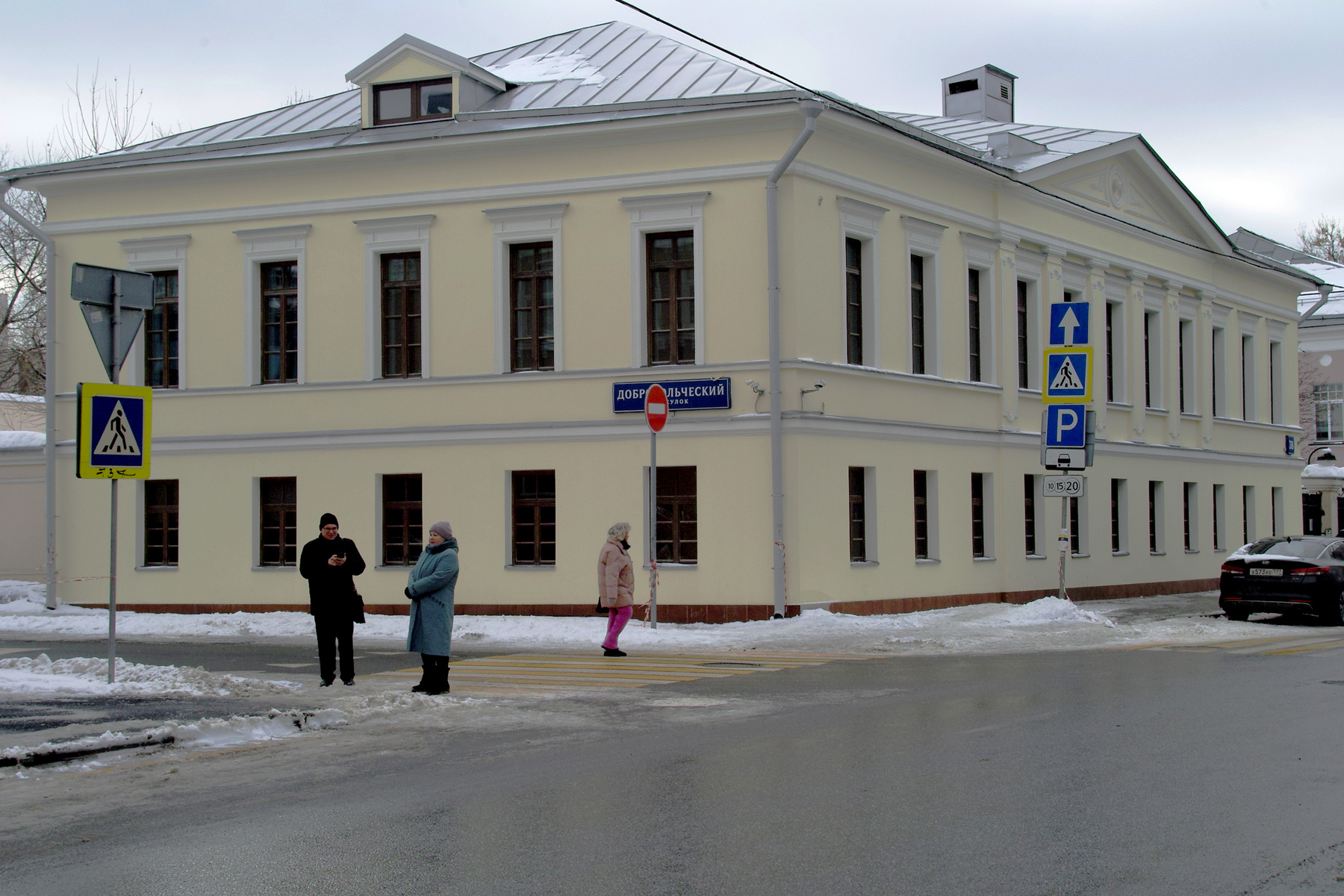 Добровольческий переулок город Москва переулок Добровольческий