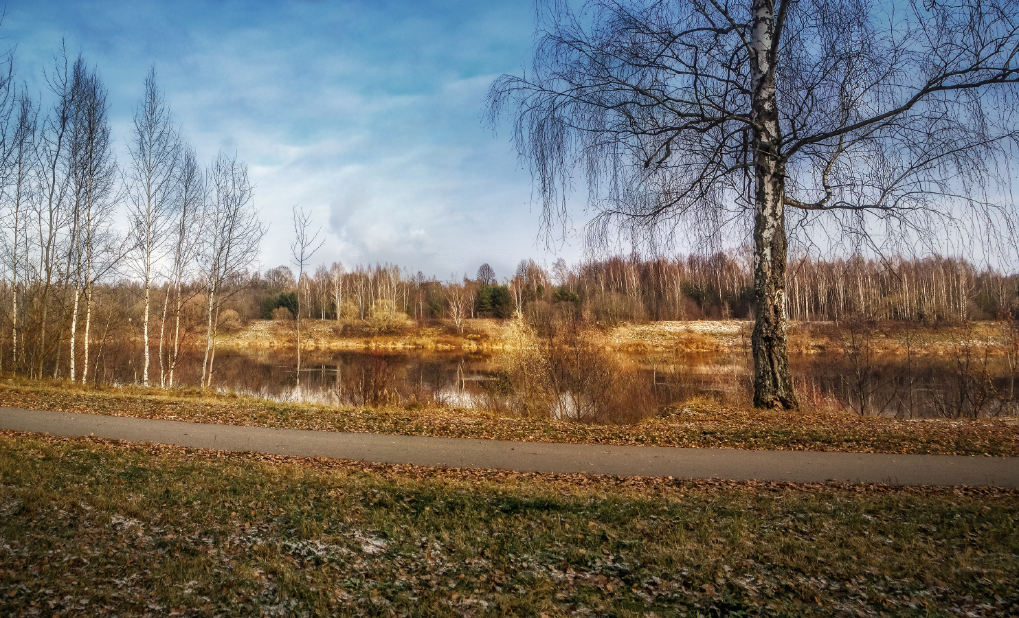 ***Осень на берегу. 